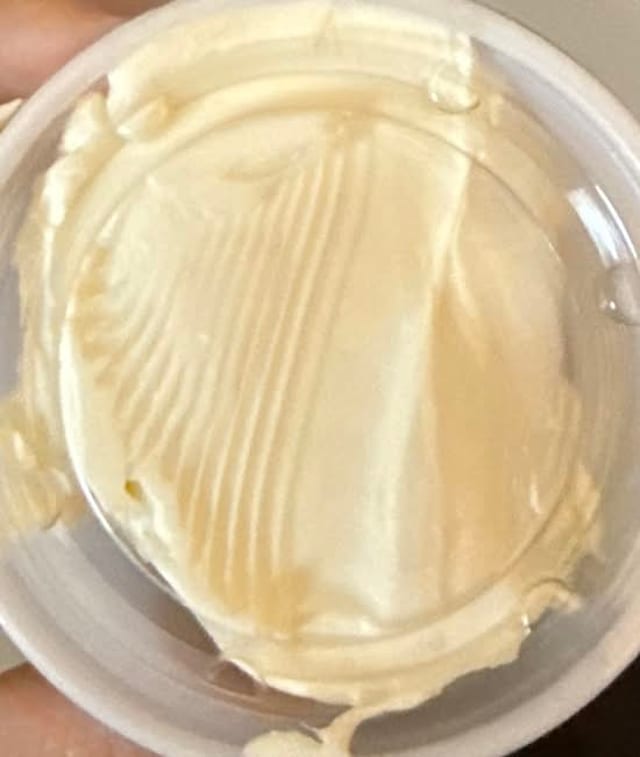 Side Cream Cheese.